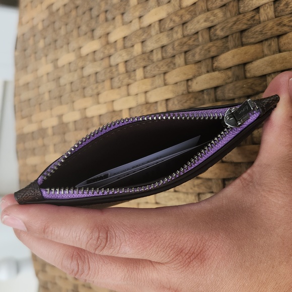 Sold Out!! Coach Signature Zip Card Case New Neon Collection - Picture 4 of 5